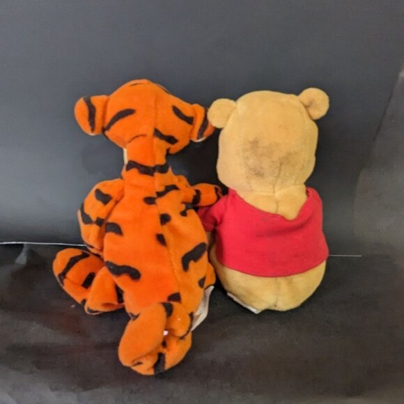 Vintage Winnie The Pooh & Tigger Plush Set Stuffed Animals By Disney Co - Picture 4 of 7